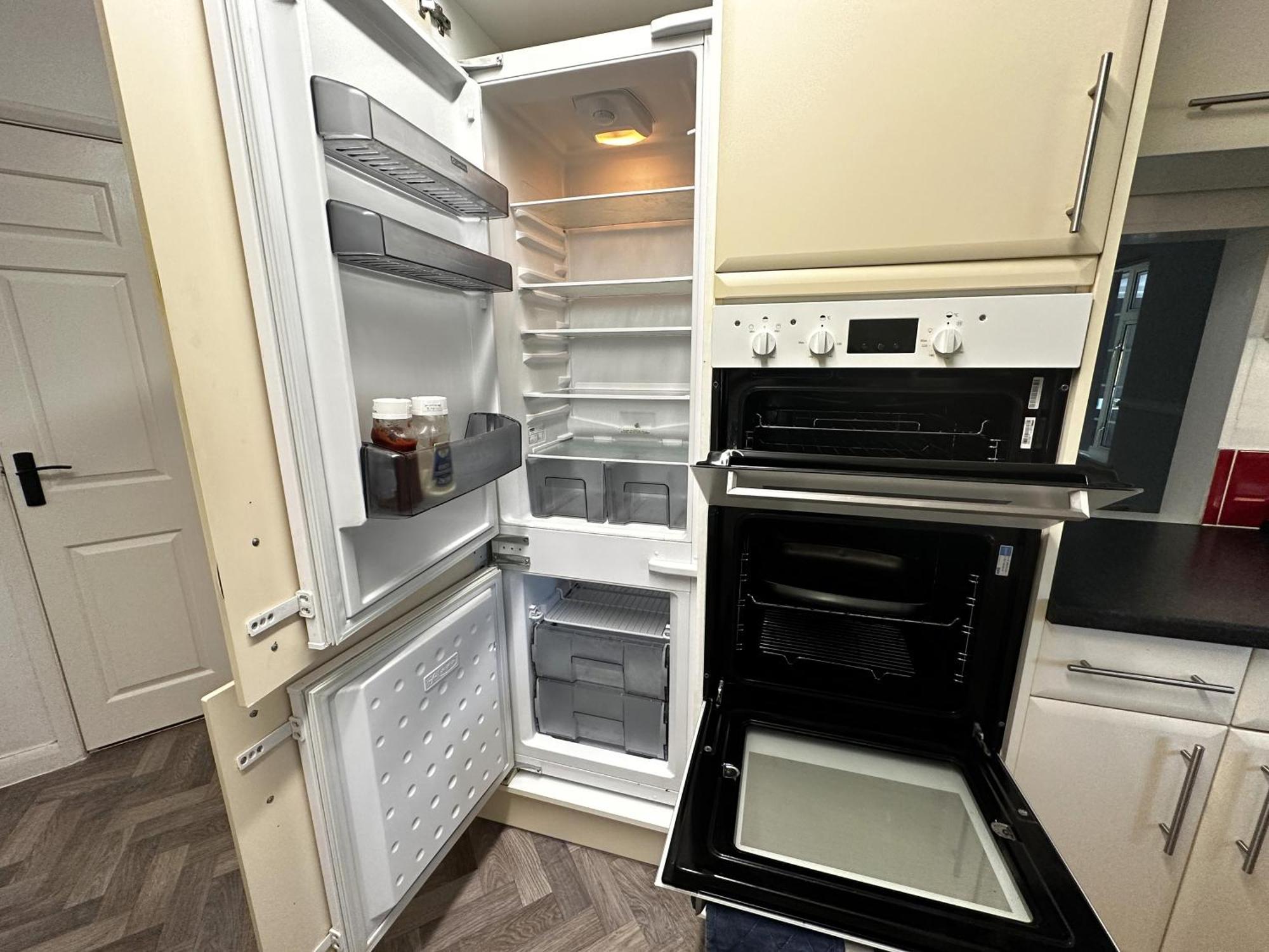 Kennedy Villa - 5 Bedroom House With Hot Tub, Wifi, Free Parkings, Close To Bicester Village 外观 照片